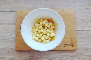 Фруктовый салат с мятой