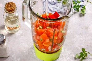 Гаспачо с сельдереем