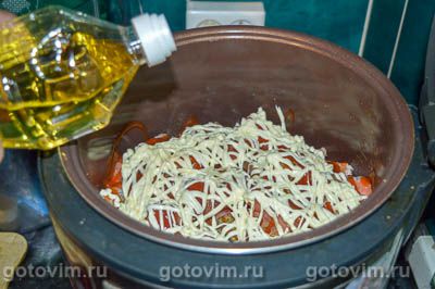 Горбуша на овощной подушке в мультиварке