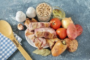 Гороховый суп с нутом и копченостями