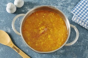 Гороховый суп с нутом и копченостями