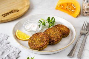 Котлеты из тыквы и чечевицы
