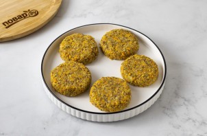 Котлеты из тыквы и чечевицы
