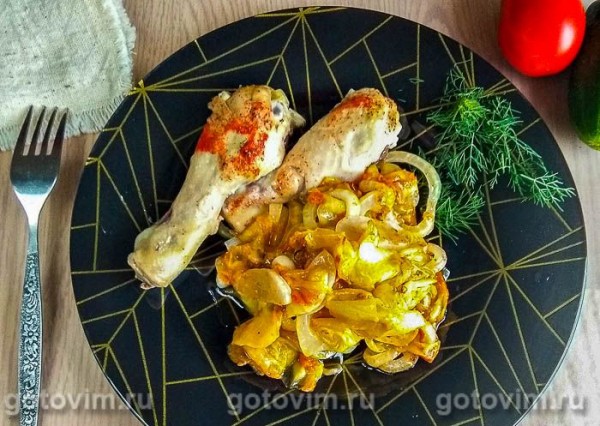 Куриные голени с овощной стружкой из кабачков Куриные голени с овощной стружкой из кабачков