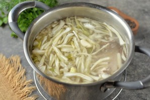 Куриный суп с фенхелем Куриный суп с фенхелем