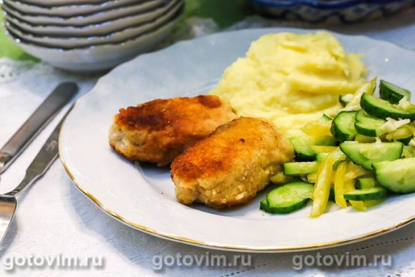 «Метропольки» - куриные котлеты с печеночным паштетом 