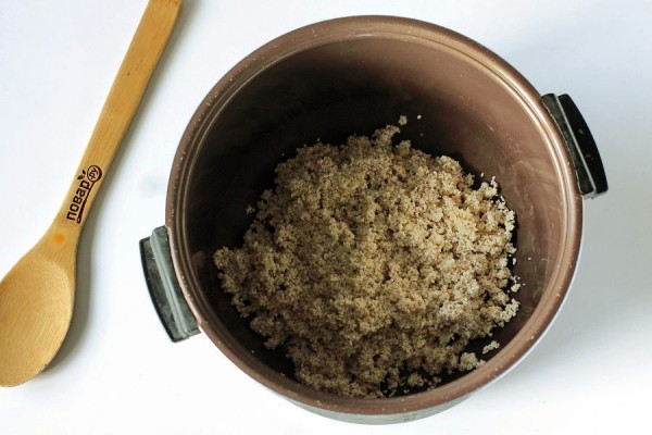 На воде или на молоке? Как правильно варить ячневую кашу        