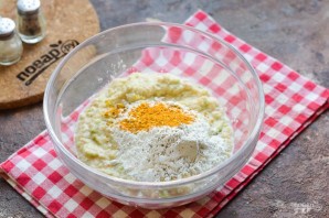 Оладьи из кабачков с крабовыми палочками