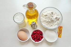 Оладьи с красной смородиной