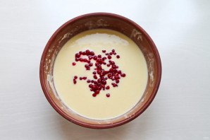 Оладьи с красной смородиной