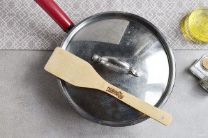 Омлет с курицей и кукурузой