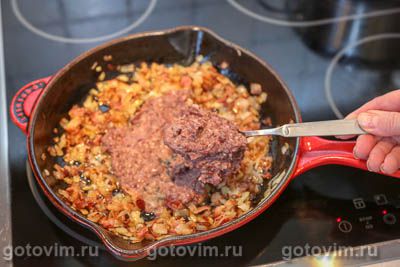 Паштет из фасоли с жареным беконом Паштет из фасоли с жареным беконом