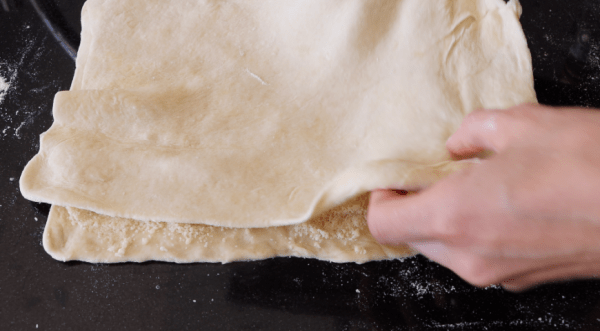 Простое и вкусное слоеное печенье на кефире, пошаговый рецепт с фото Простое и вкусное слоеное печенье на кефире, пошаговый рецепт с фото