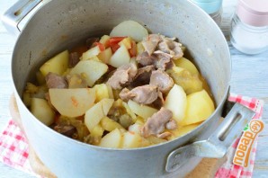 Рагу из желудочков с баклажанами