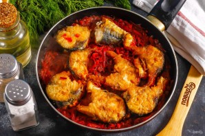 Рыба в свекольном маринаде