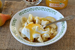 Салат из груши и банана