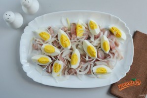 Салат со скумбрией