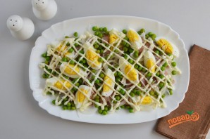 Салат со скумбрией