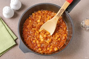 Щи с яблоками