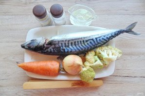 Скумбрия с брокколи в духовке