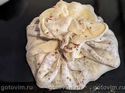 Слойки с шоколадом и грушами
