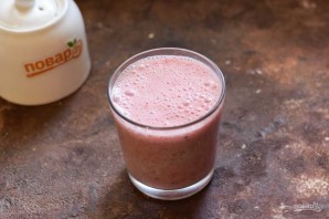 Смузи из киви и клубники Смузи из киви и клубники