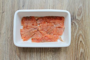 Соленая горбуша с коньяком