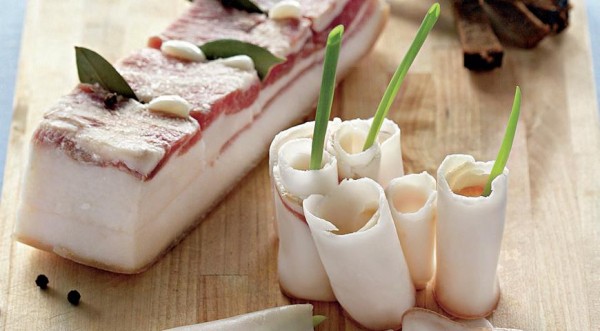 Соленое сало со специями, пошаговый рецепт с фото Соленое сало со специями, пошаговый рецепт с фото