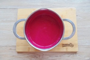 Суп-пюре из свеклы и сельдерея