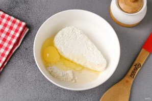 Сырники с яблоками в духовке