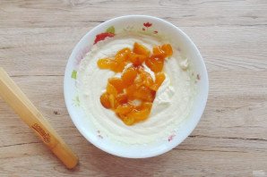 Творожная запеканка с абрикосами