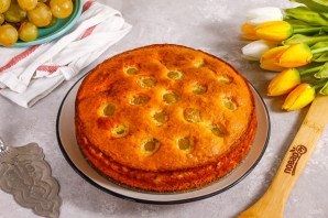 Творожный пирог с виноградом
