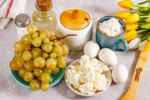 Творожный пирог с виноградом