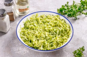 Закусочный торт из кабачков