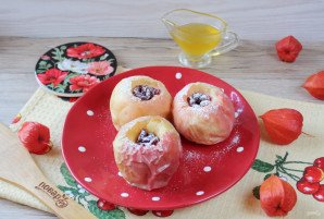 Запеченные яблоки с медом в мультиварке