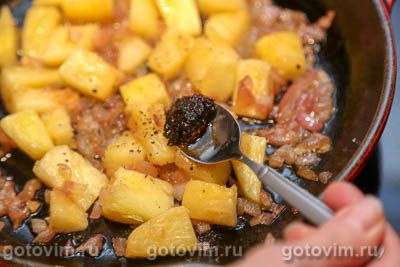 Жареные утиные ножки с ананасами Жареные утиные ножки с ананасами