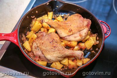 Жареные утиные ножки с ананасами Жареные утиные ножки с ананасами