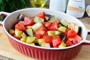 Баклажаны с картошкой в духовке