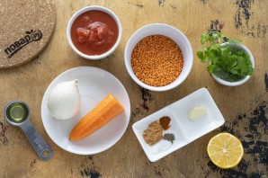 Чечевичный суп с кинзой Чечевичный суп с кинзой