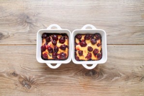 Флан с вишней