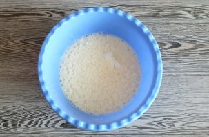 Кекс с клюквой на сметане