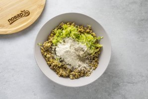 Котлеты из чечевицы и кабачка