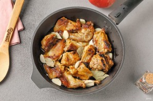 Кролик с гранатом