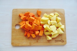 Курица с картофелем и тыквой в духовке