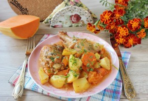 Курица с картофелем и тыквой в духовке