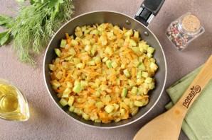 Куриный суп с цукини