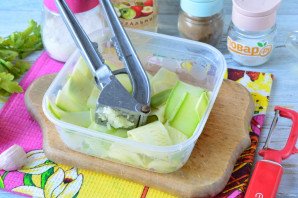 Маринованные кабачки за 30 минут