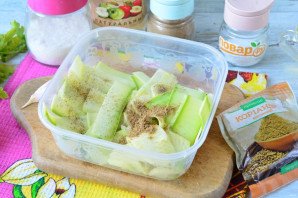 Маринованные кабачки за 30 минут