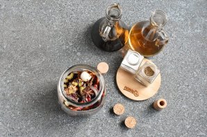 Маринованные перепелиные яйца