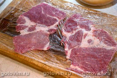 Моравский шницель из свинины с начинкой из омлета Моравский шницель из свинины с начинкой из омлета